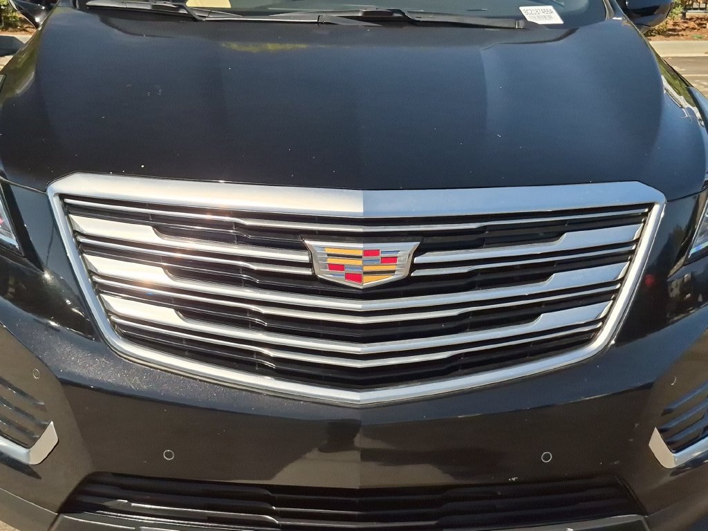 Used 2018 Cadillac XT5 Luxury w/ Driver Awareness Package FWD image 36