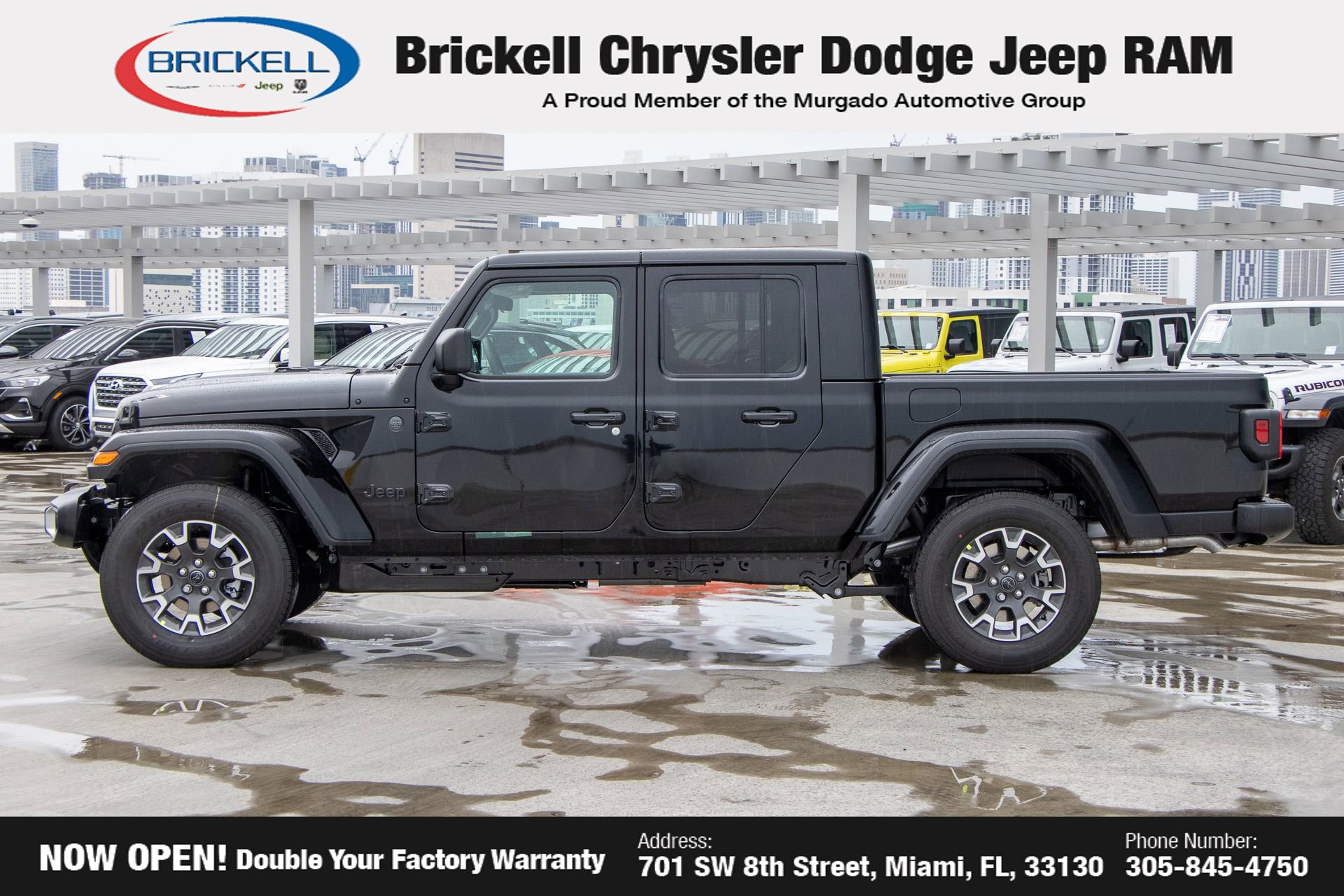 New 2026 Jeep Gladiator Sahara image 8