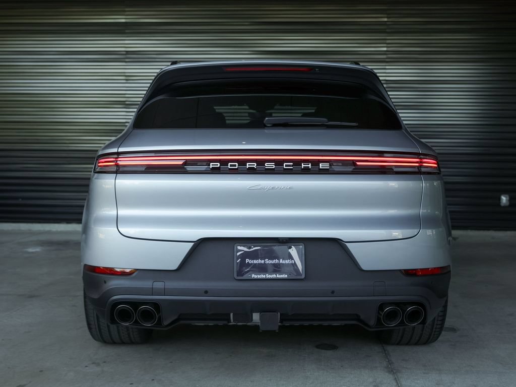 Certified 2026 Porsche Cayenne AWD/4WD image 6