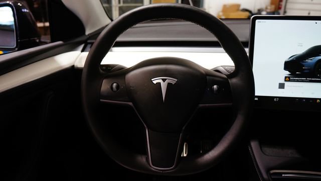Used 2024 Tesla Model Y Long Range image 19