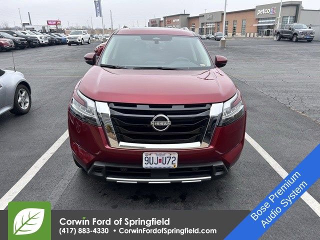 Used 2023 Nissan Pathfinder SL w/ SL Premium Package image 2
