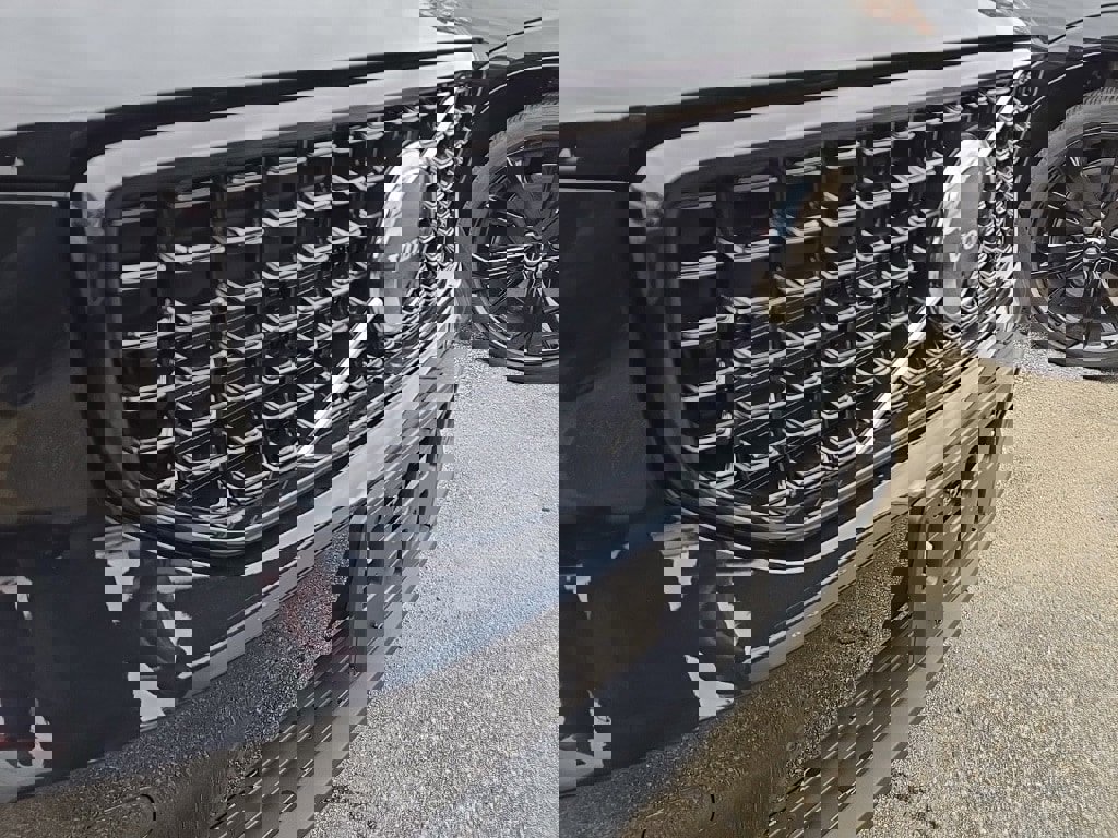 New 2026 Volvo XC40 B5 Plus w/ Protection Package Premier image 3