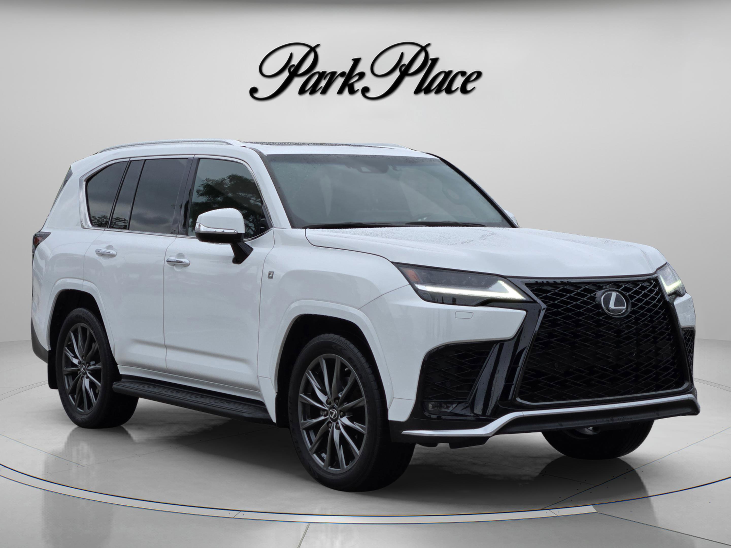 Used 2023 Lexus LX 600 F Sport AWD/4WD image 7