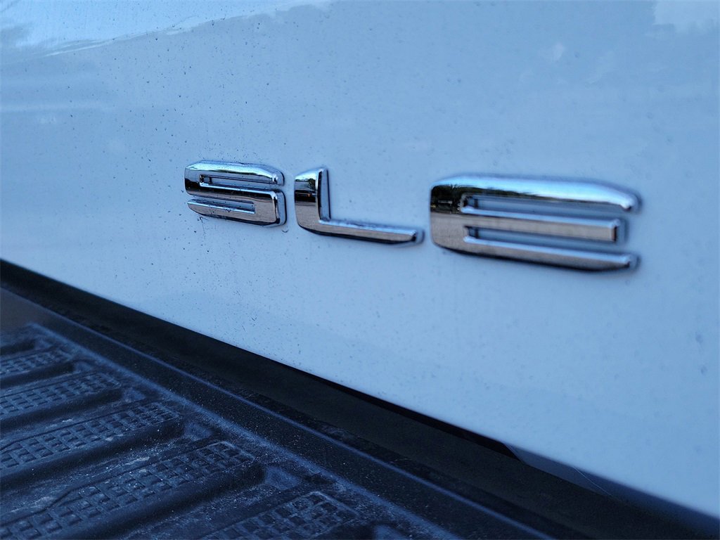 New 2026 GMC Sierra 1500 SLE w/ Preferred Package image 12