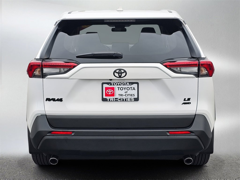 Used 2025 Toyota RAV4 LE image 16
