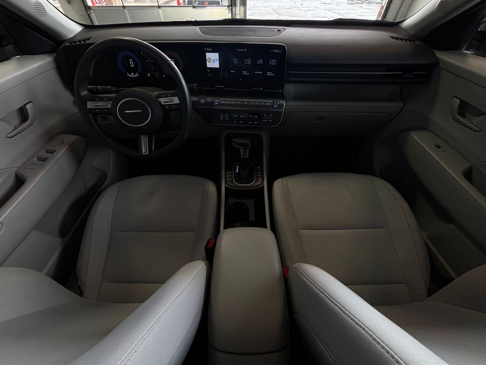 Used 2025 Hyundai Kona SEL FWD image 36