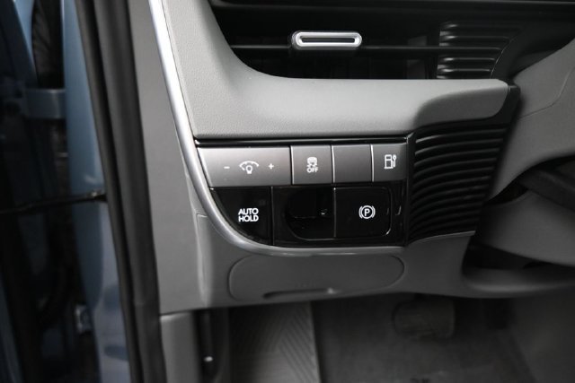 New 2027 Hyundai Ioniq 5 SE AWD/4WD image 16