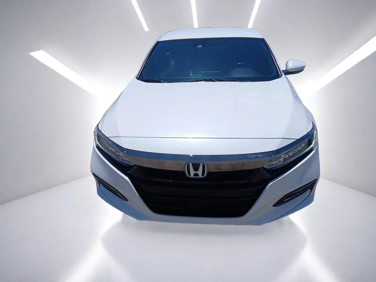 Used 2020 Honda Accord Sport image 3
