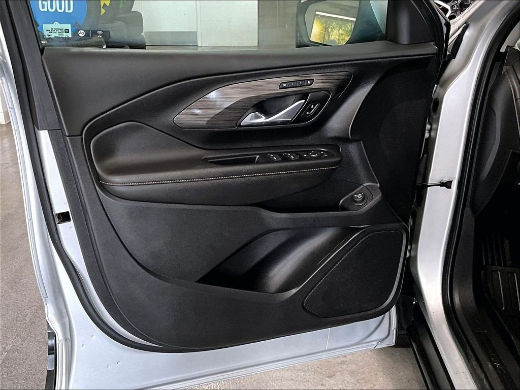Used 2020 GMC Terrain SLT w/ Preferred Package AWD/4WD image 9