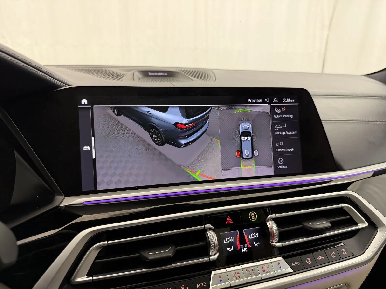 Used 2020 BMW X7 M50i w/ Executive Package AWD/4WD image 25