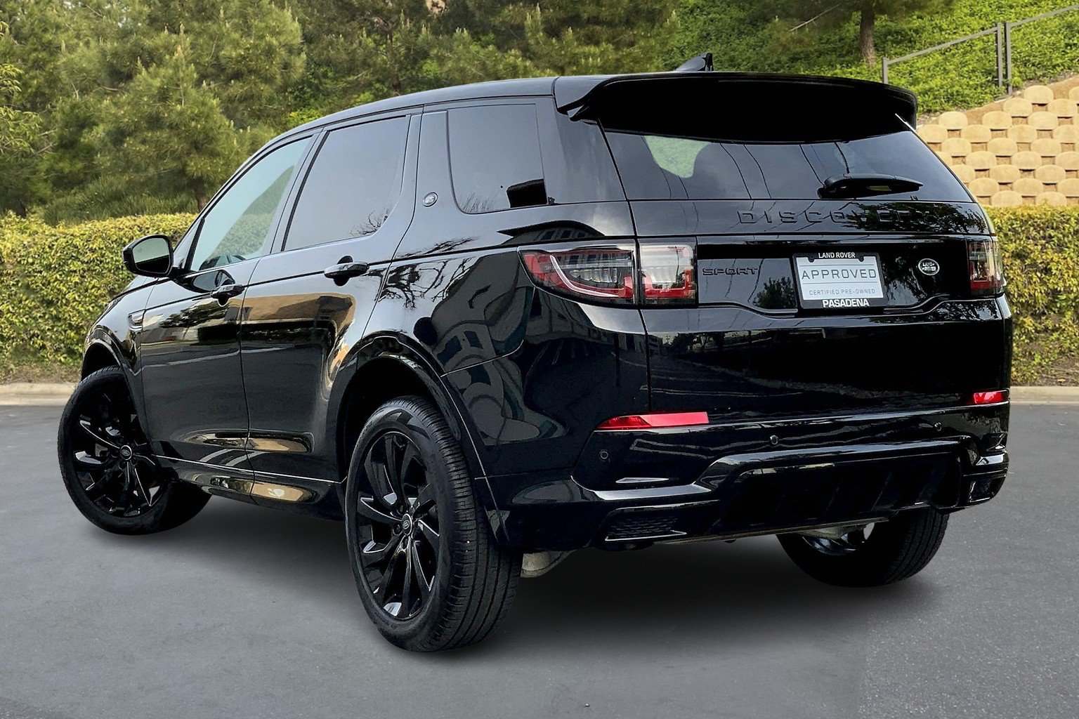 Certified 2022 Land Rover Discovery Sport S R-Dynamic AWD/4WD image 11