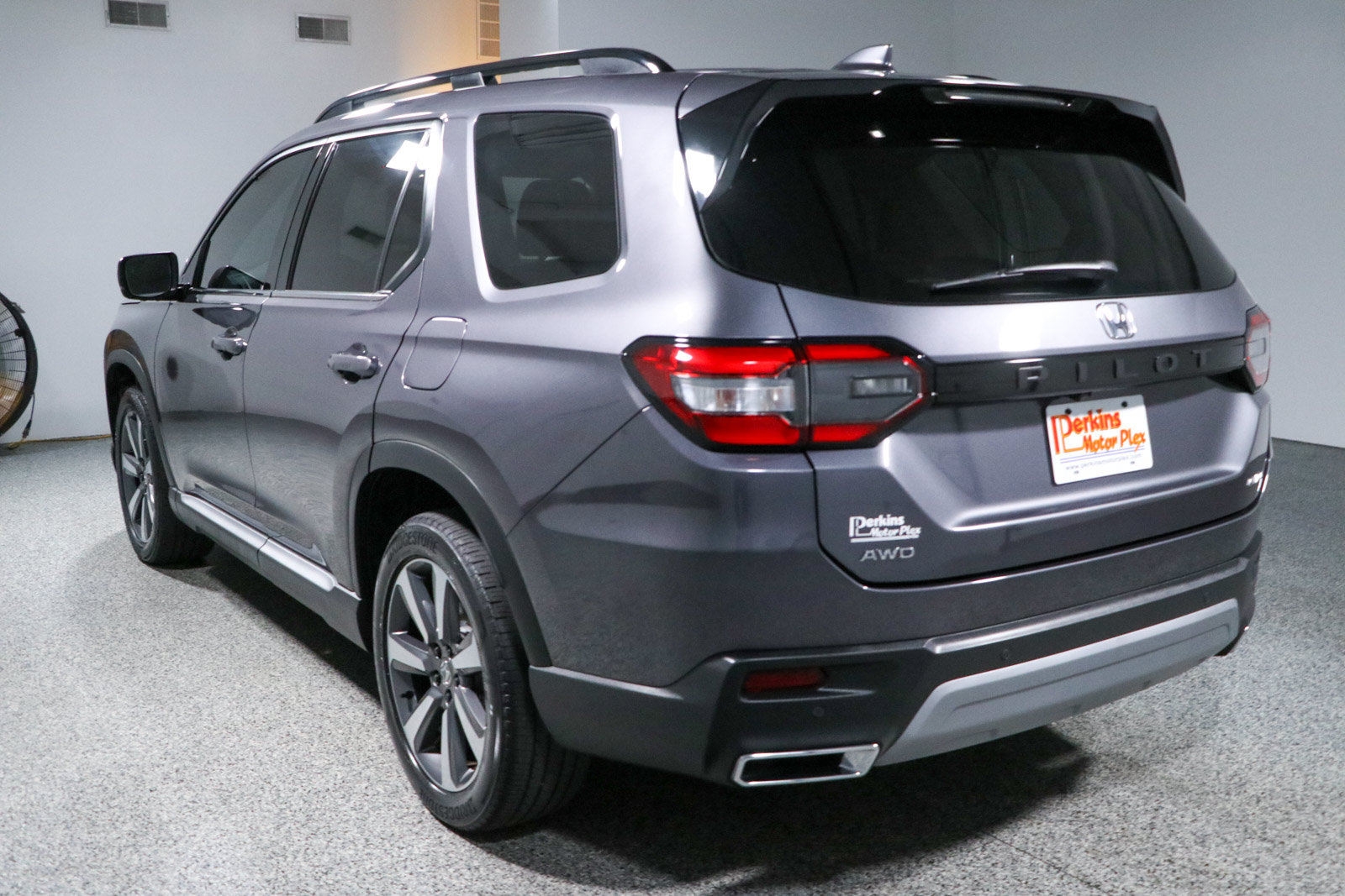Used 2023 Honda Pilot Elite image 9