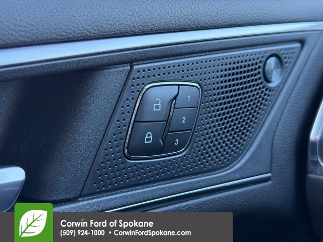 Used 2020 Ford Edge ST w/ Cold Weather Package AWD/4WD image 24