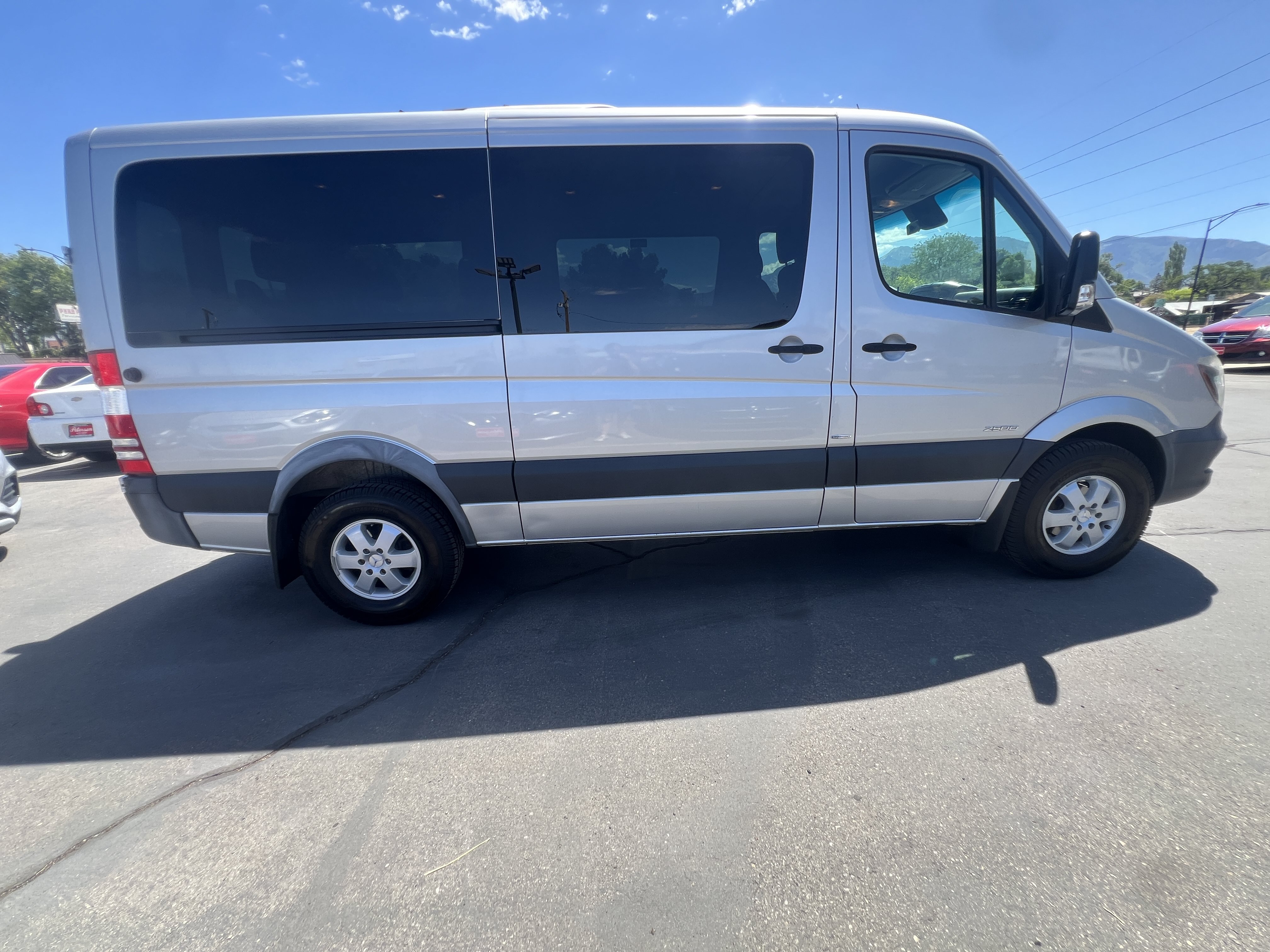 Used 2014 Mercedes-Benz Sprinter 2500 image 4