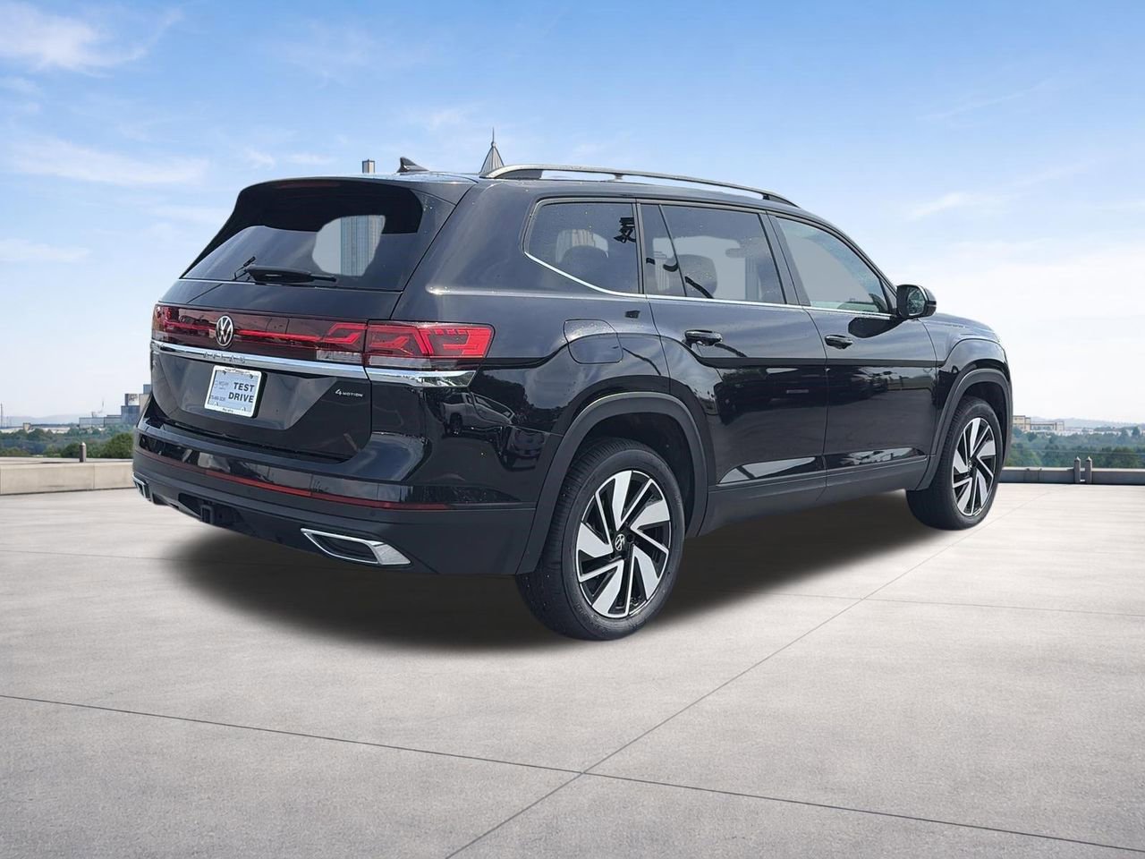 Used 2025 Volkswagen Atlas SE AWD/4WD image 5