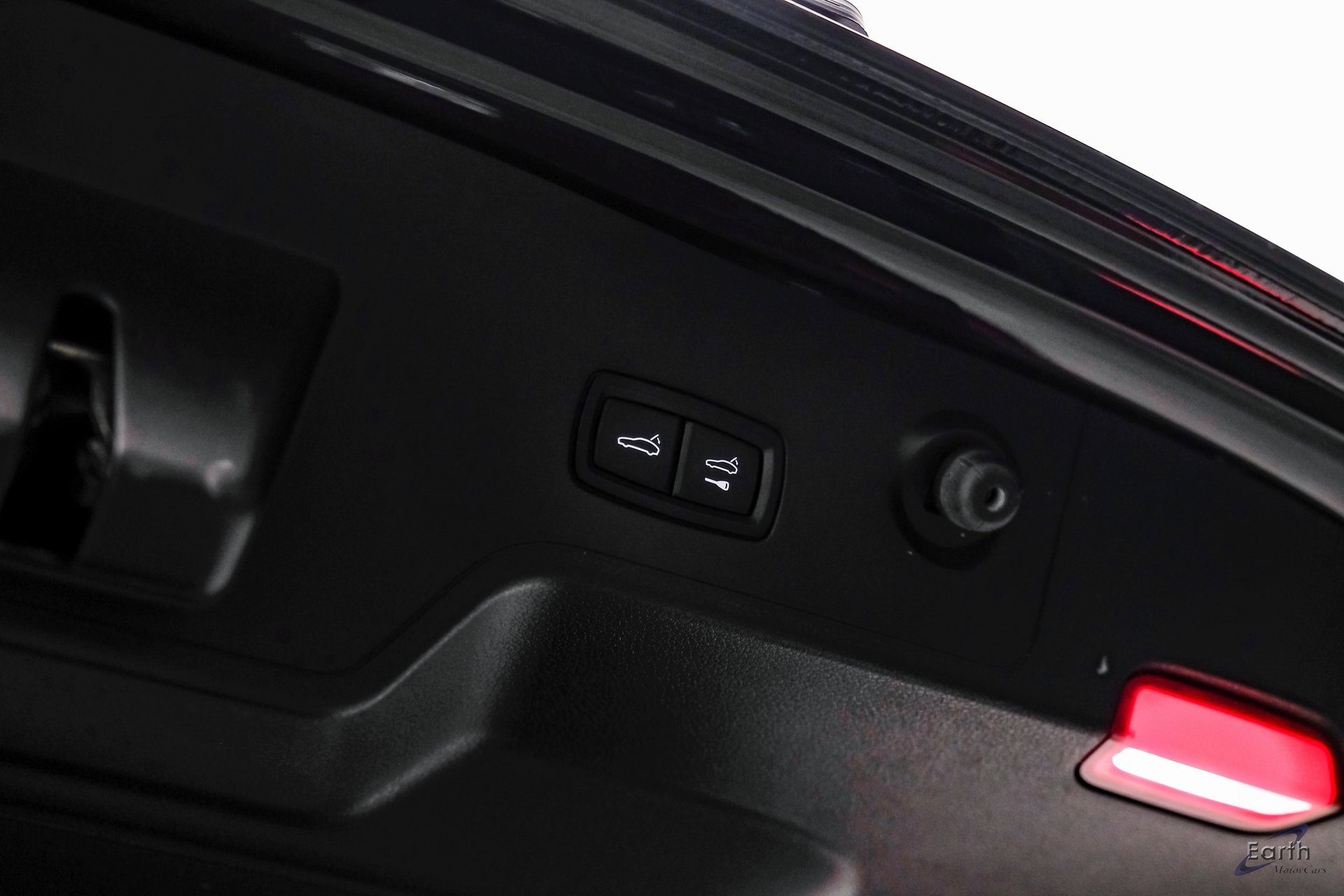 Used 2018 Porsche Panamera Turbo Sport Turismo image 95