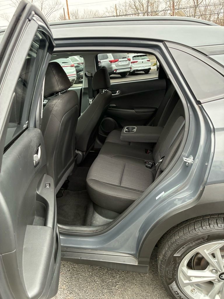 Used 2023 Hyundai Kona SEL w/ Convenience Package image 24