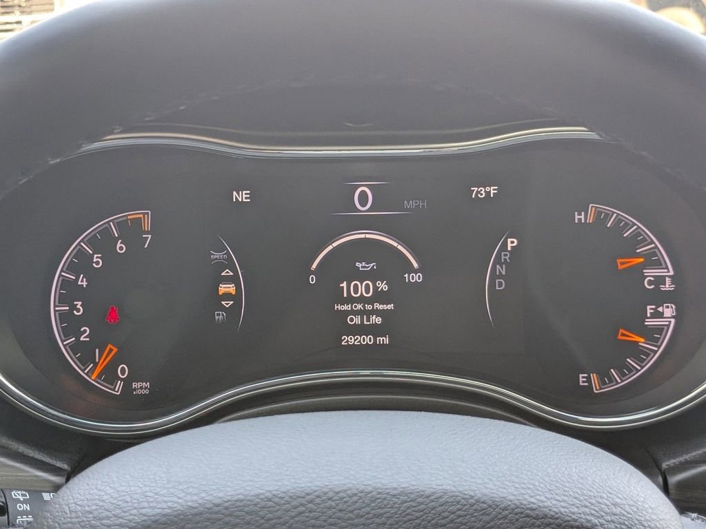 Used 2022 Jeep Grand Cherokee Laredo X image 26