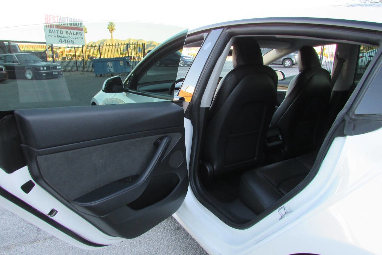 Used 2021 Tesla Model 3 Standard Range Plus image 19