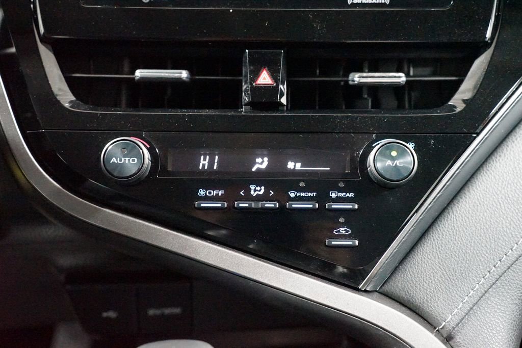 Used 2021 Toyota Camry SE FWD image 20