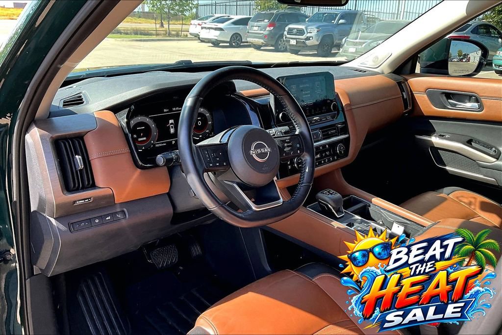Used 2023 Nissan Pathfinder Platinum FWD image 15