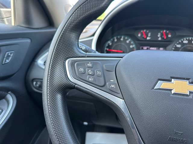 Used 2023 Chevrolet Malibu LT FWD image 23