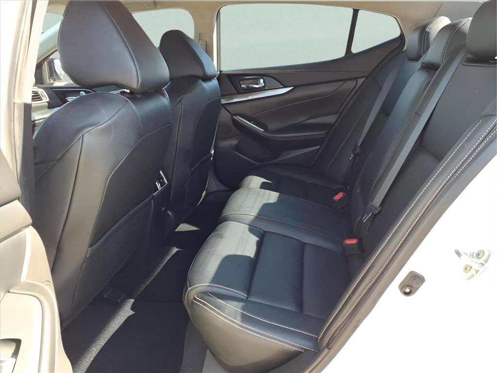 Used 2021 Nissan Maxima 3.5 SV w/ Floor Mat Group image 15