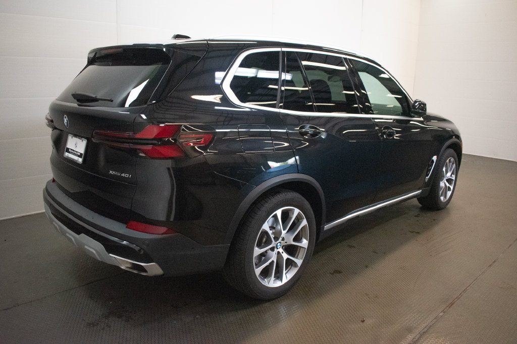 Used 2026 BMW X5 xDrive40i w/ Climate Comfort Package AWD/4WD image 4