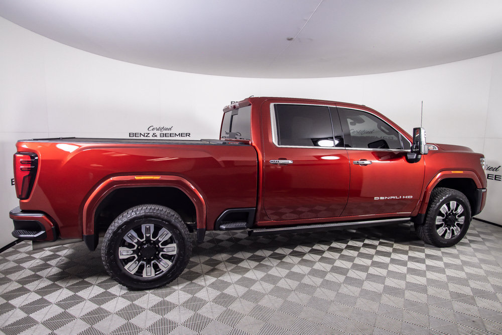 Used 2024 GMC Sierra 2500 Denali w/ Denali Reserve Package AWD/4WD image 4