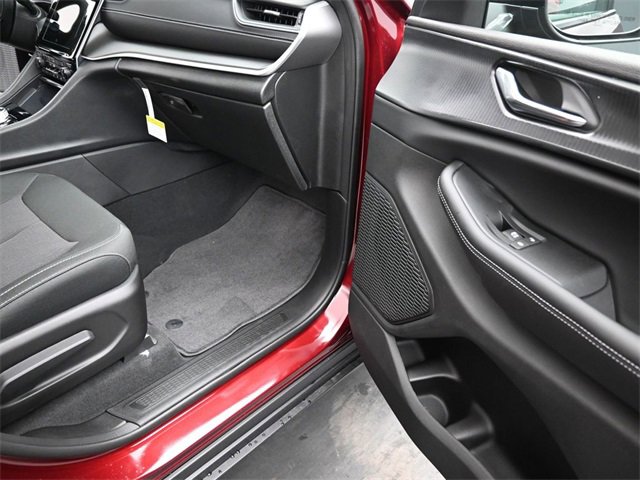 New 2025 Jeep Grand Cherokee Laredo X w/ Luxury Tech Group I image 24