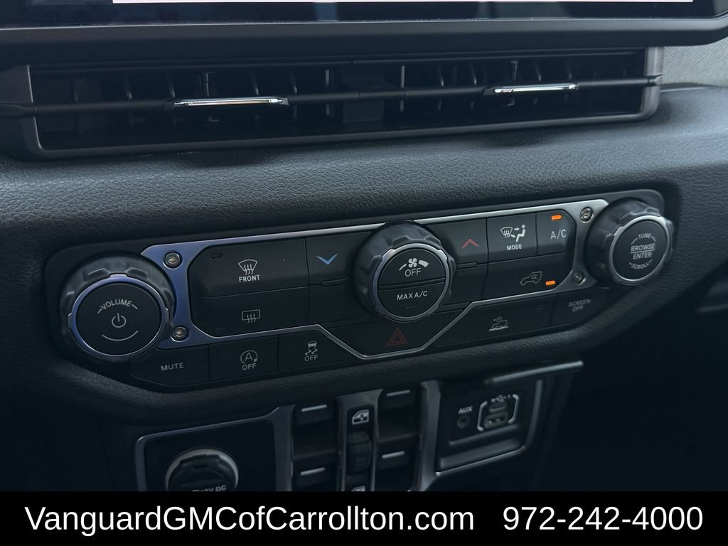 Used 2026 Jeep Gladiator Sport AWD/4WD image 23