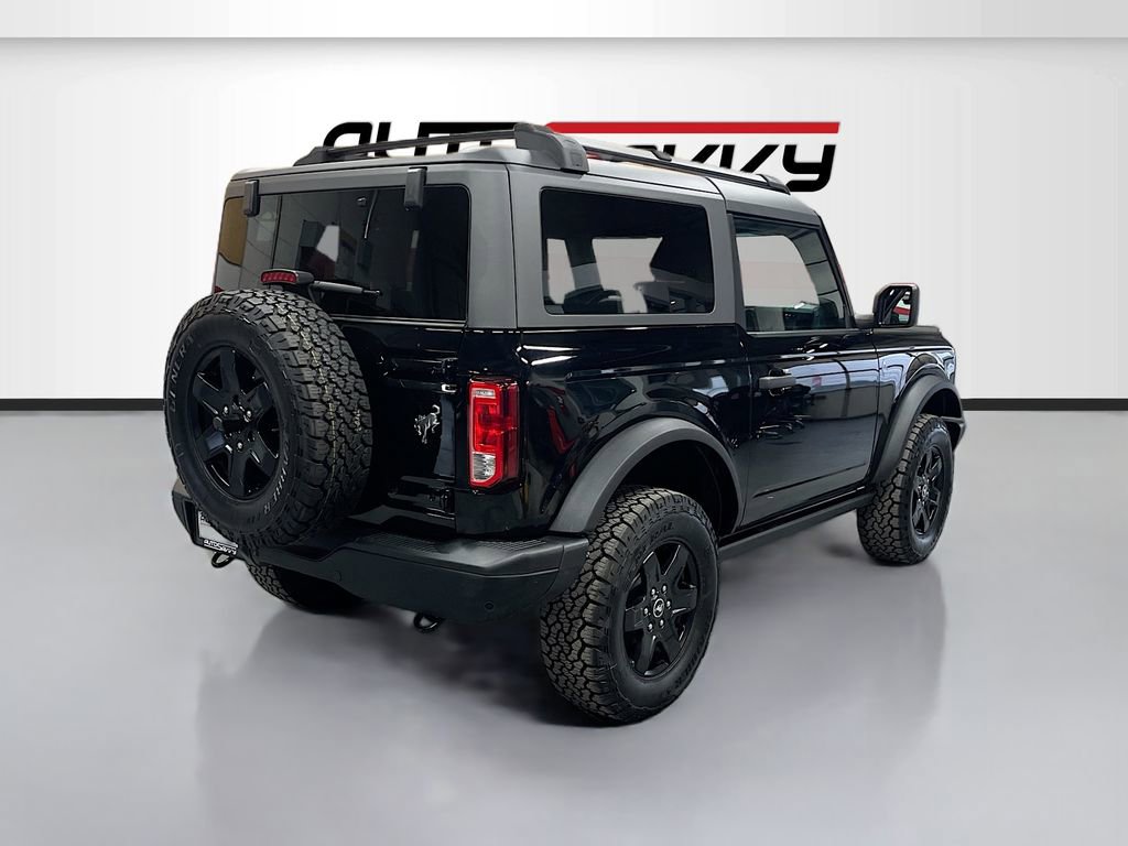 Used 2024 Ford Bronco Black Diamond image 7