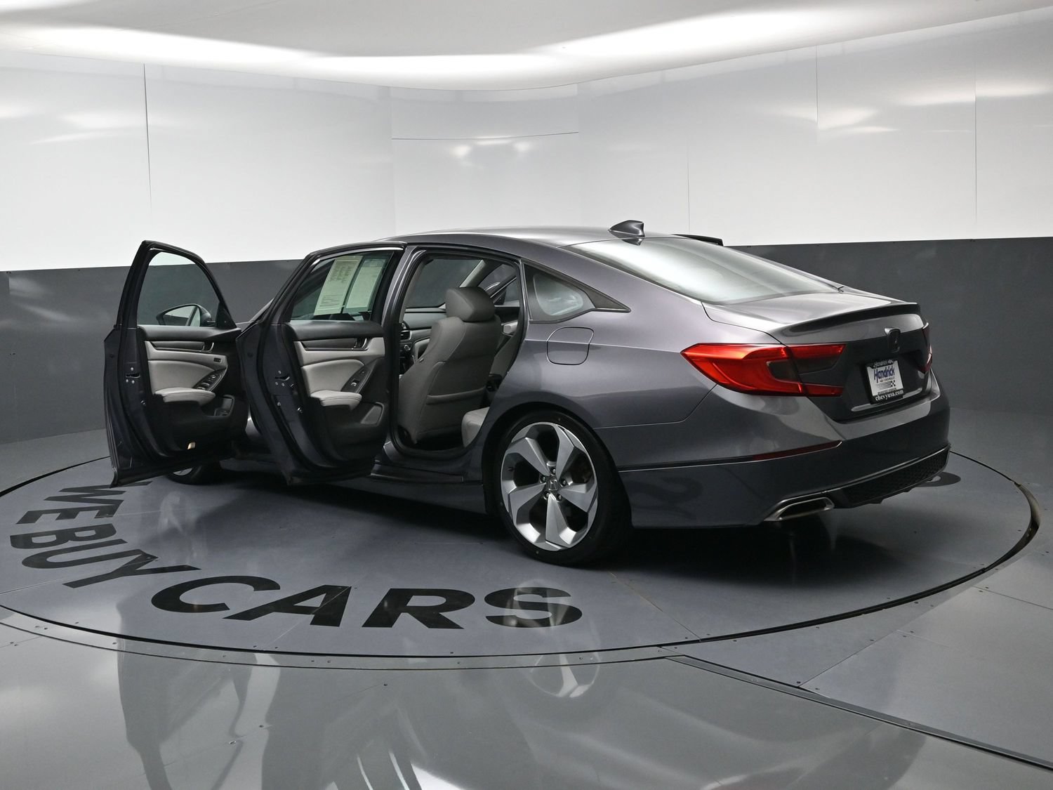 Used 2018 Honda Accord Touring image 26