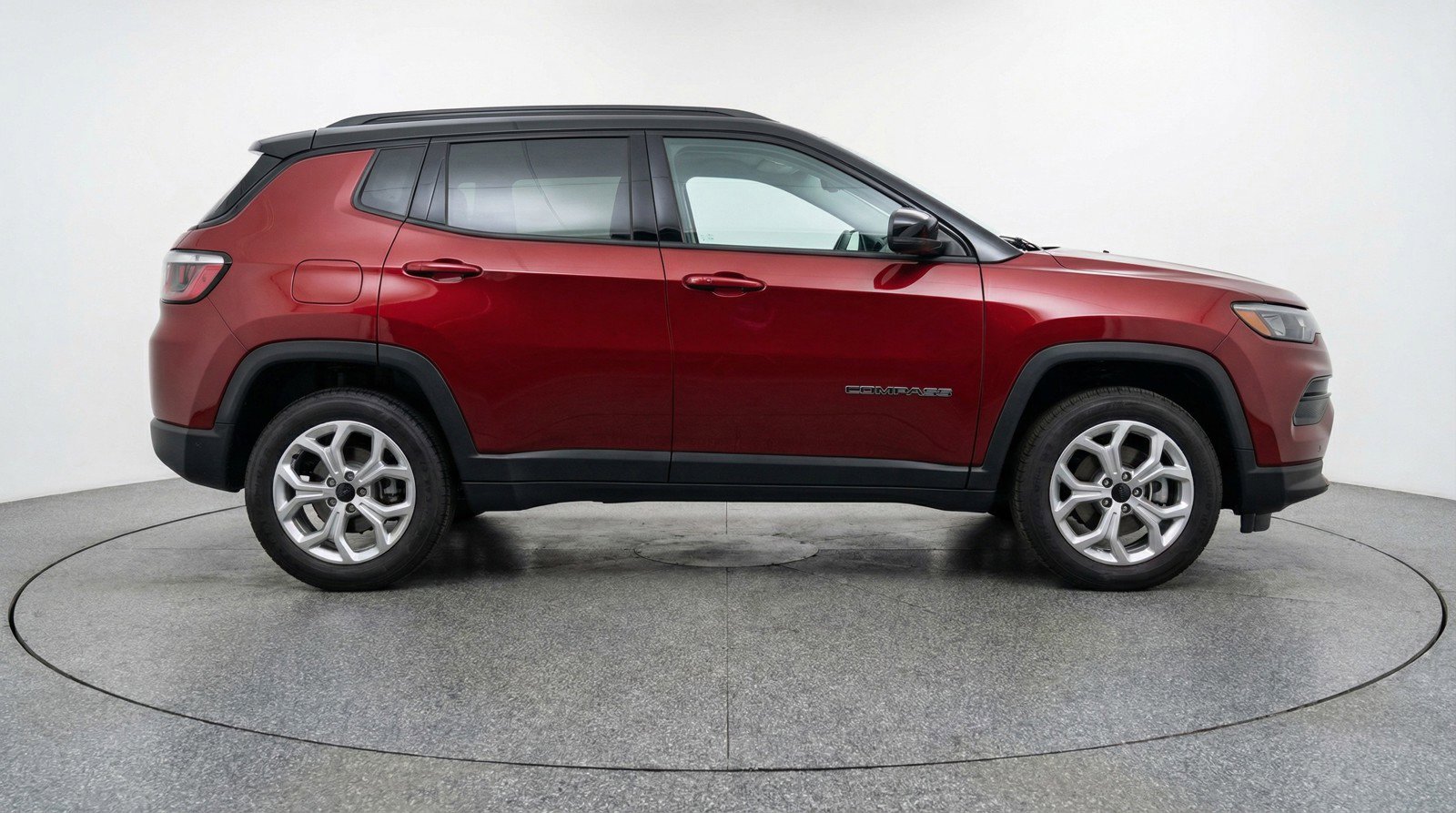 Used 2025 Jeep Compass Latitude AWD/4WD image 11