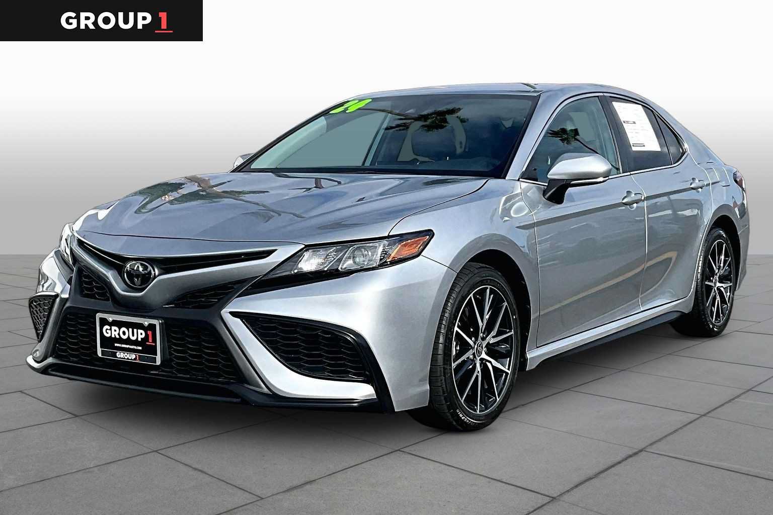 Used 2024 Toyota Camry SE w/ Convenience Package