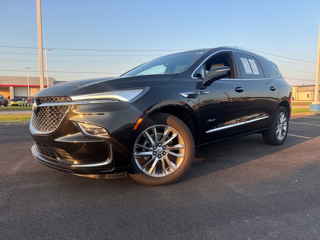 Used 2024 Buick Enclave Avenir w/ Avenir Technology Package AWD/4WD image 1