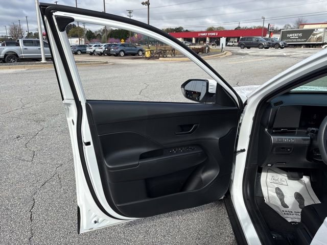 Used 2026 Hyundai Kona SE image 10