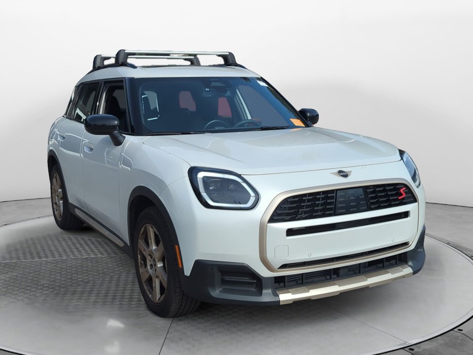 Certified 2025 MINI Cooper Countryman S image 1