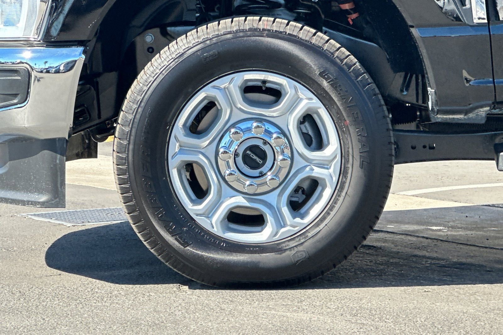 New 2026 Ford F350 XLT image 22