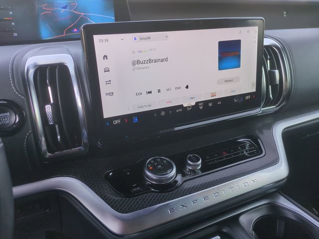 Used 2025 Ford Expedition Max Platinum w/ Stealth Performance Package image 24