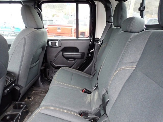 Used 2024 Jeep Gladiator Sport image 11