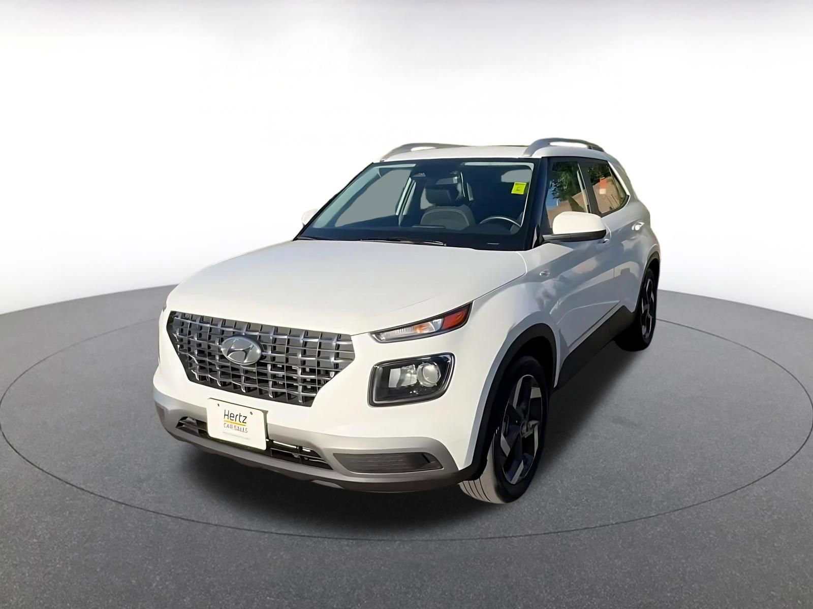 Used 2025 Hyundai Venue SEL image 7