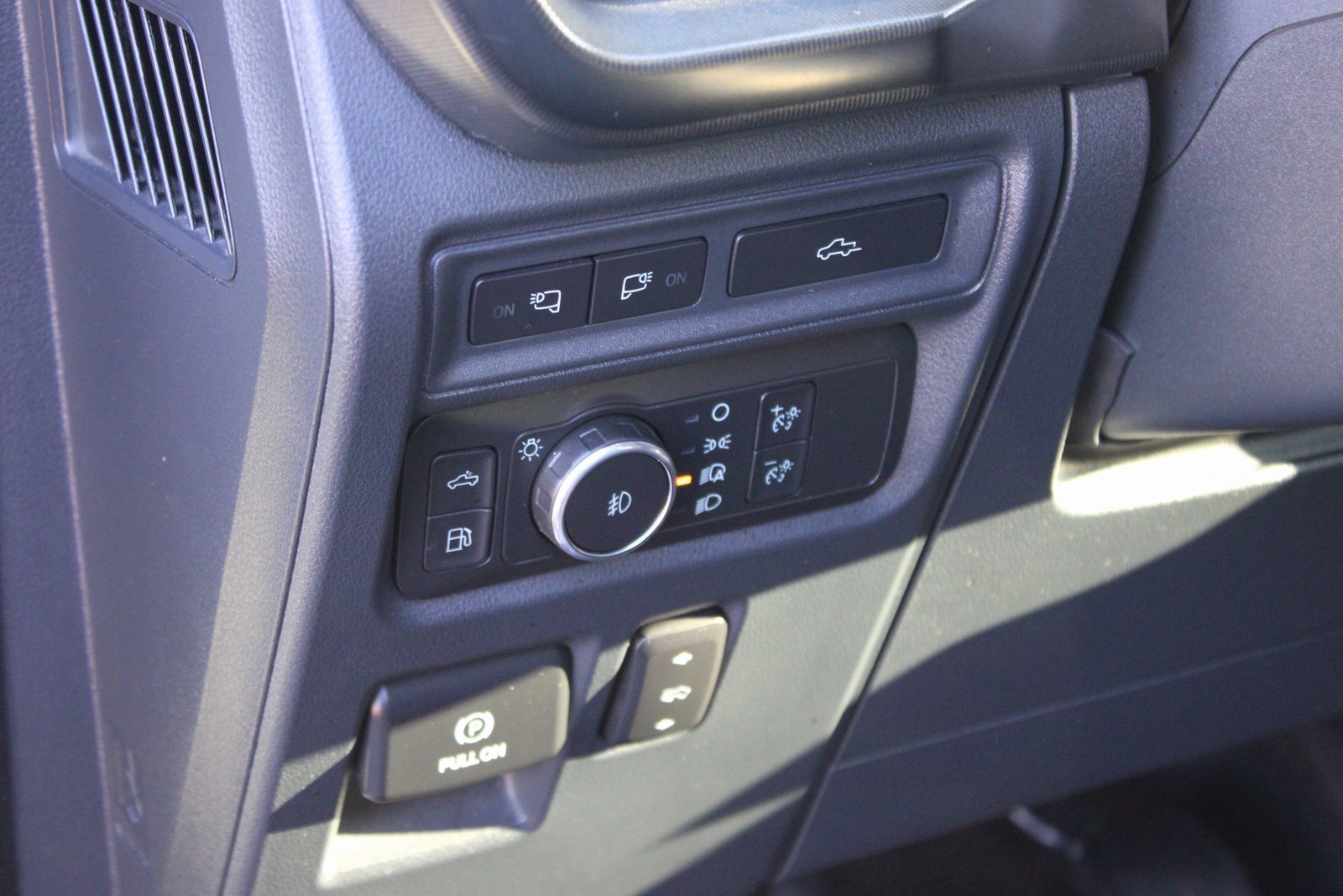 Used 2022 Ford F150 Platinum w/ Equipment Group 701A High image 20