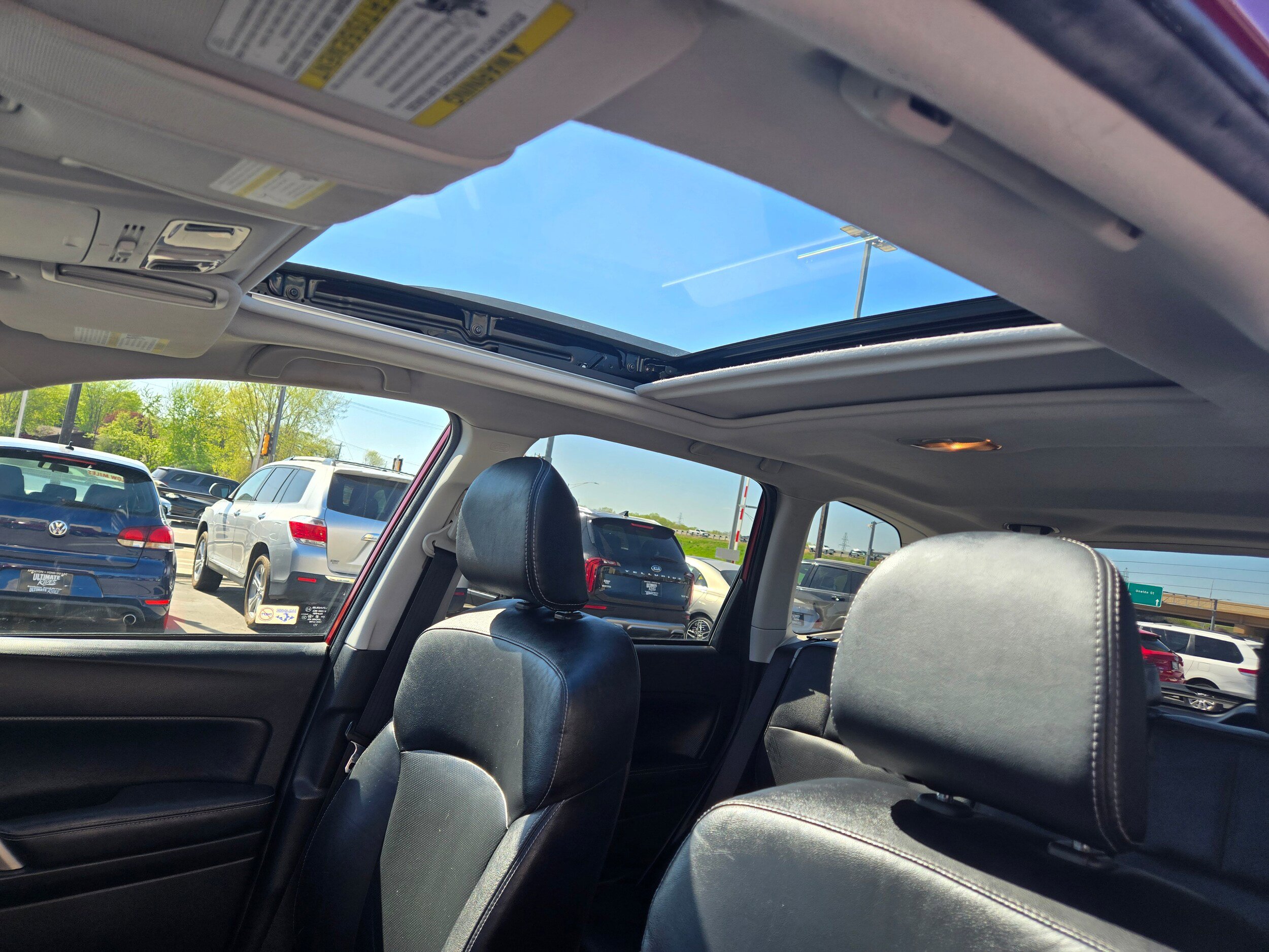 Used 2015 Subaru Forester 2.0XT Touring AWD/4WD image 8