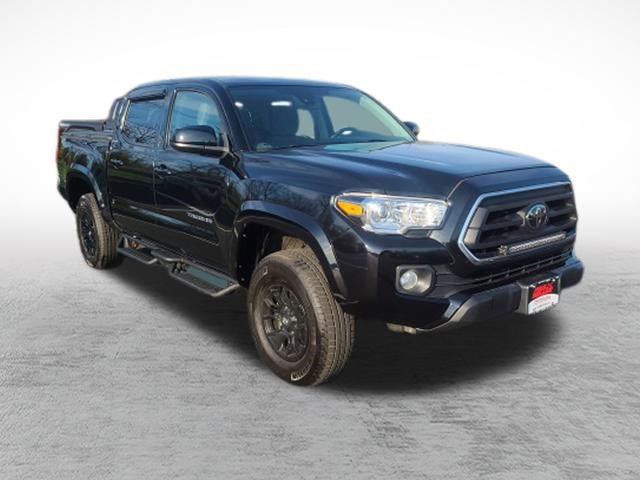 Certified 2021 Toyota Tacoma SR5 image 3
