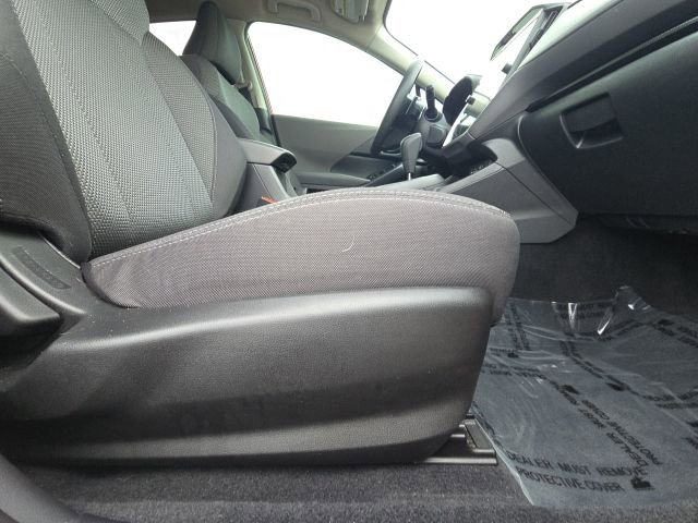 Used 2024 Subaru Crosstrek 2.0i Premium image 18