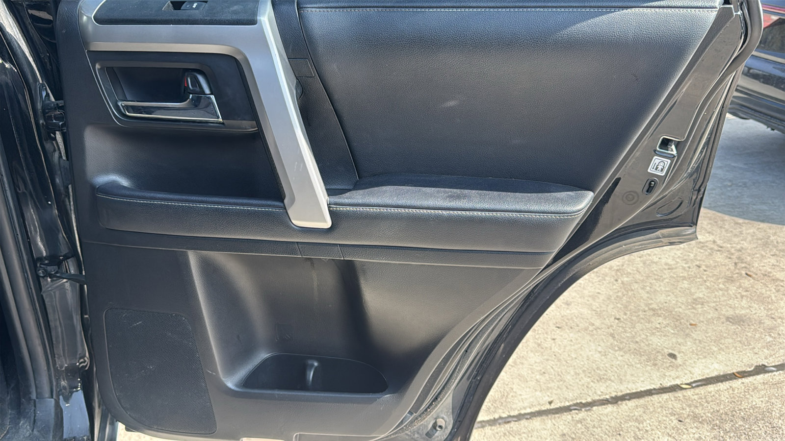 Used 2022 Toyota 4Runner SR5 image 25