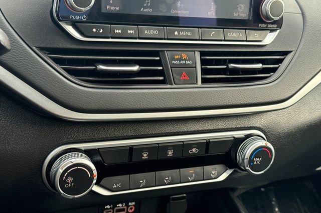 Used 2025 Nissan Altima 2.5 S image 21