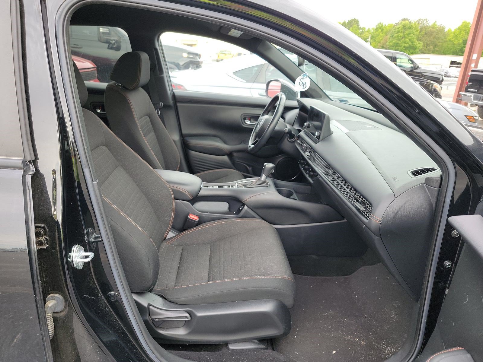 Used 2018 Toyota Corolla LE FWD image 11