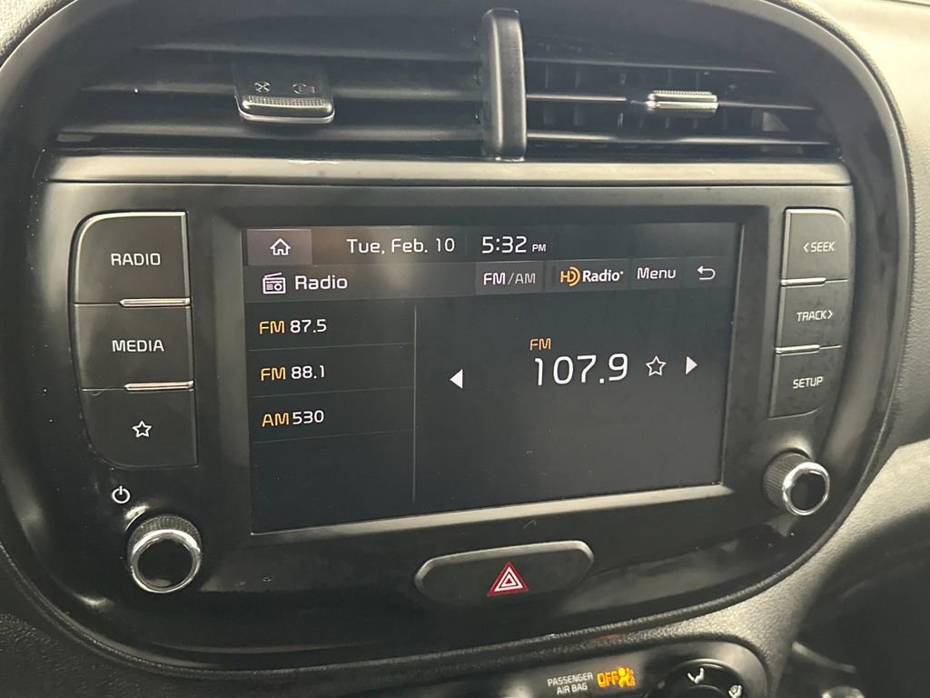 Used 2024 Kia Soul LX w/ Option Group 015 image 17